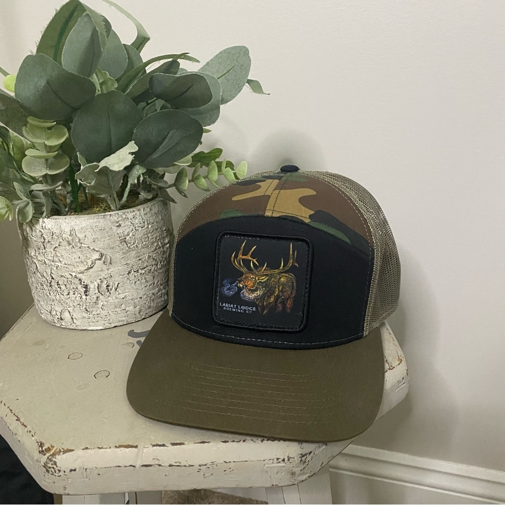 Men's Green & Black Camo Elk Patch Snapback Flat Brim Hat